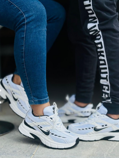 Tenis Nike dama y caballero initiator